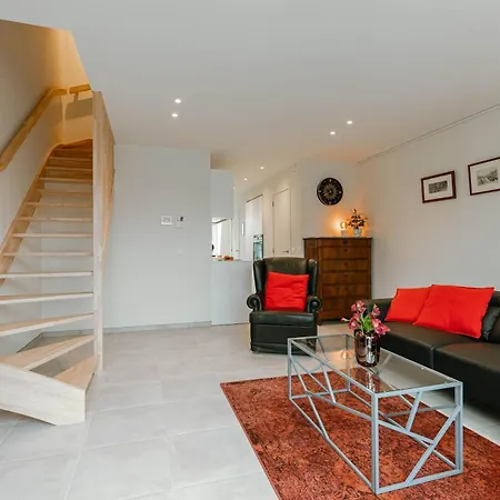 Casiola - Feeling On Location In